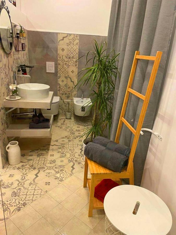 Casa Vacanza Sofa Hotel Sassari Bagian luar foto