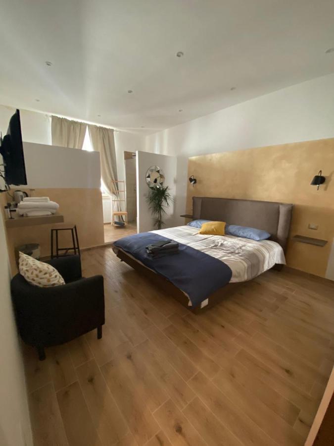 Casa Vacanza Sofa Hotel Sassari Bagian luar foto
